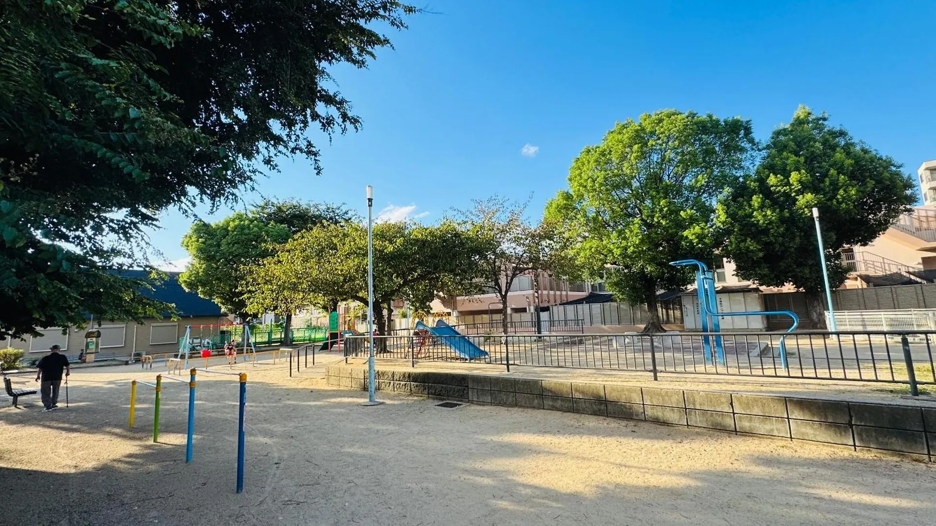 מלון 大阪枫晴102 0*, אוסקה